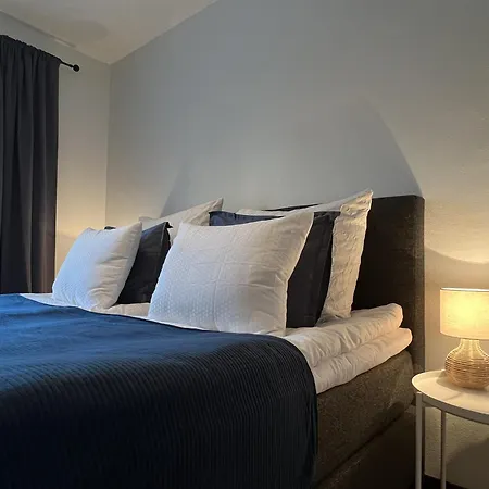 Cozy In Center Apartment